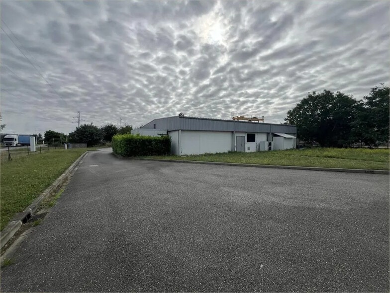 2 Avenue Du Volvestre, Carbonne à vendre - Photo de l’immeuble – Image 2 sur 6