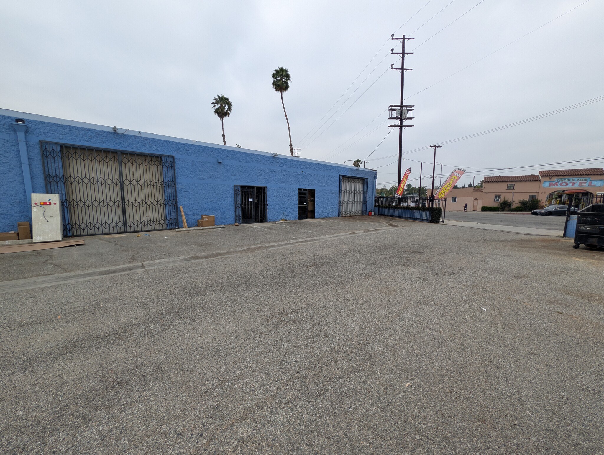 3754 N Mission Rd, Los Angeles, CA à louer Photo de l’immeuble– Image 1 sur 8