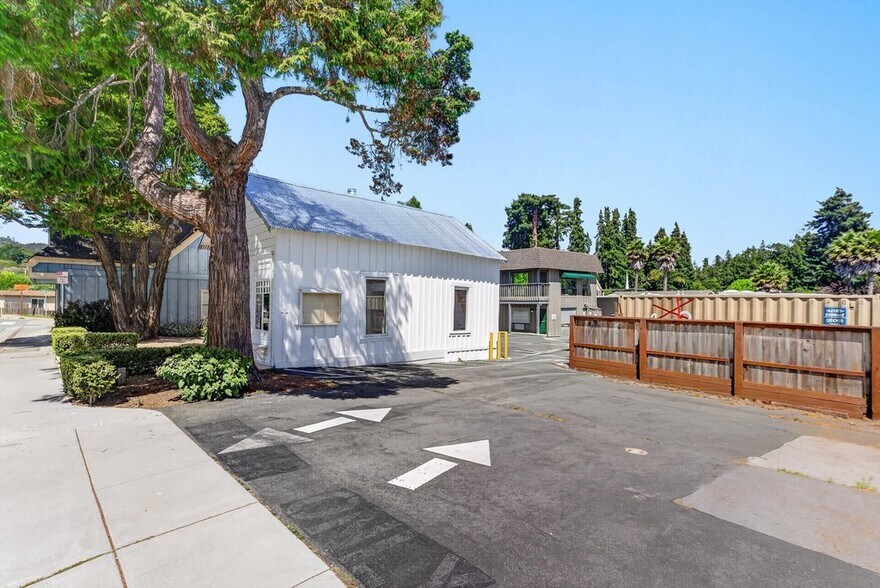 408 Trout Gulch Rd, Aptos, CA à vendre - Photo de l’immeuble – Image 3 sur 21