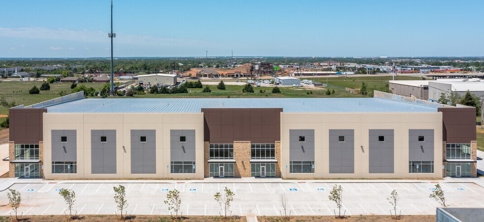 9201 Polaris Dr, Oklahoma City, OK à louer - Aérien – Image 3 sur 11