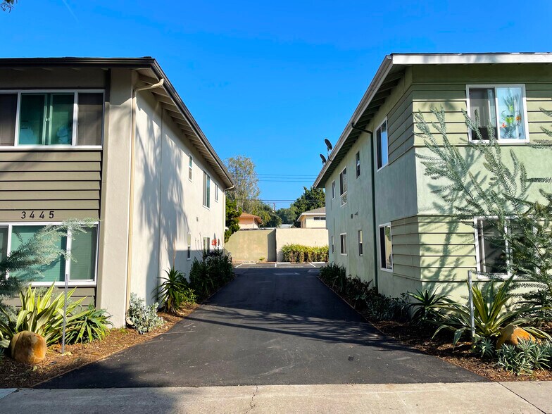 3449 Richland Dr, Santa Barbara, CA à vendre - Photo de l’immeuble – Image 2 sur 3