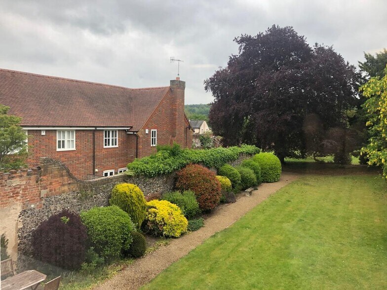 32 Bell St, Henley On Thames à louer - Photo de l’immeuble – Image 3 sur 4