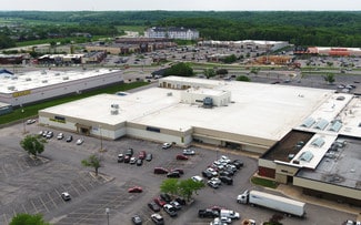 Plus de détails pour 4600 1st Ave NE, Cedar Rapids, IA - Local commercial à louer