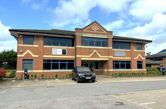 Weydon Ln, Farnham à louer Photo de l’immeuble– Image 1 sur 1