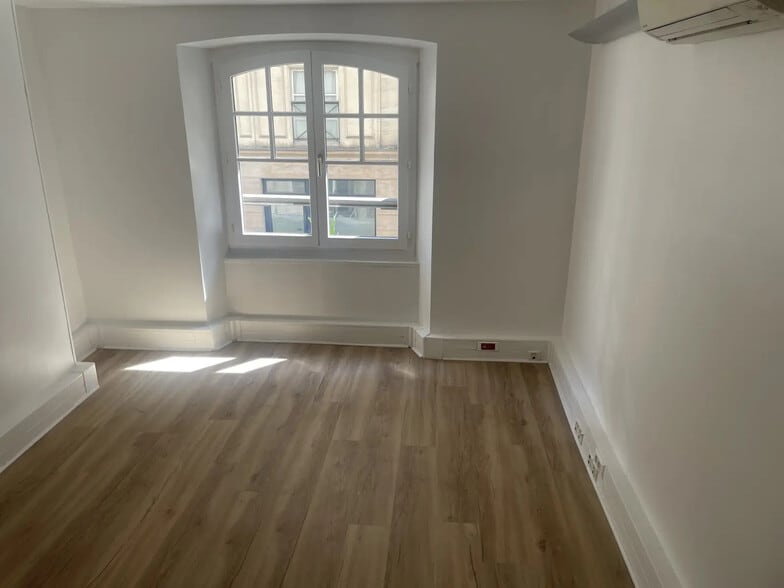 2 Rue De Choiseul, Paris à louer - Photo intérieure – Image 3 sur 8