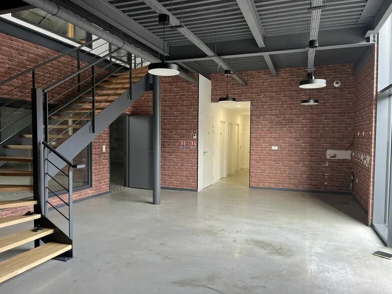 Bureau dans Saint-Malo à louer - Photo intérieure – Image 2 sur 3