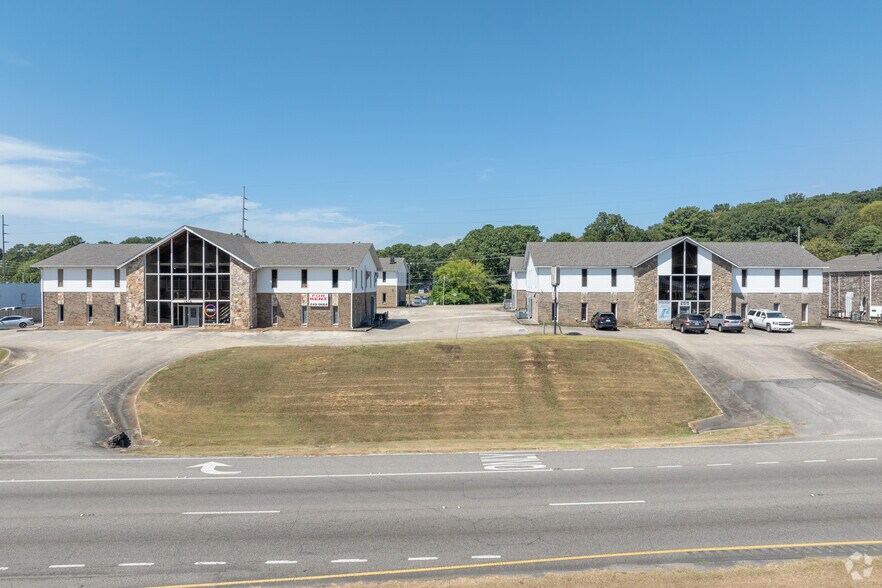 1515 Huffman Rd, Center Point, AL à louer - Aérien – Image 2 sur 30