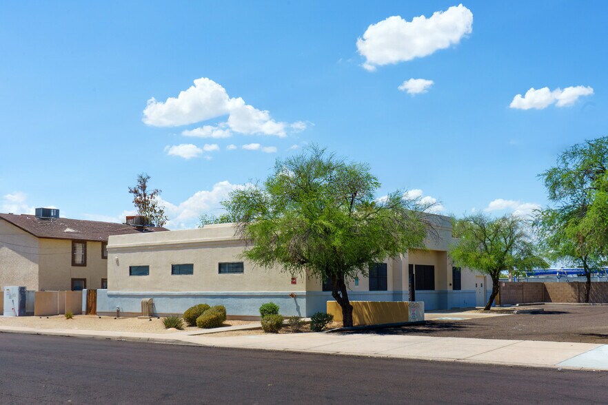 422 W Ivyglen St, Mesa, AZ à vendre - Photo de l’immeuble – Image 1 sur 1