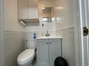 90 Main St, Mineola, NY à louer Photo intérieure– Image 2 sur 11