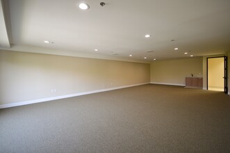 1500 Grant Ave, Novato, CA à louer Photo intérieure– Image 1 sur 7