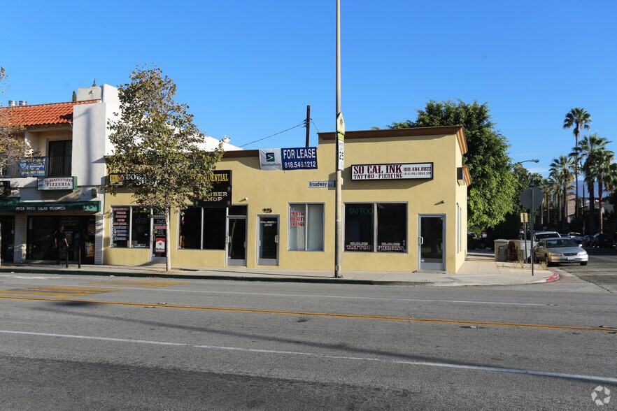 923-925 E Broadway, Glendale, CA à louer - Photo de l’immeuble – Image 3 sur 5