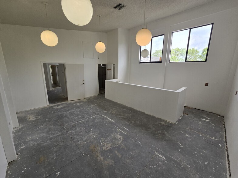 5800-5820 N University Dr, Fort Lauderdale, FL à louer - Photo de l’immeuble – Image 1 sur 17