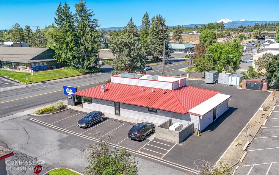 212 NE Revere Ave, Bend, OR à vendre - Photo de l’immeuble – Image 1 sur 37