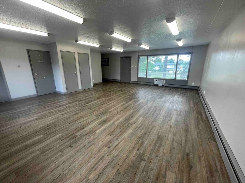 3985 Race Rd, Cincinnati, OH à louer - Photo de l’immeuble – Image 3 sur 6