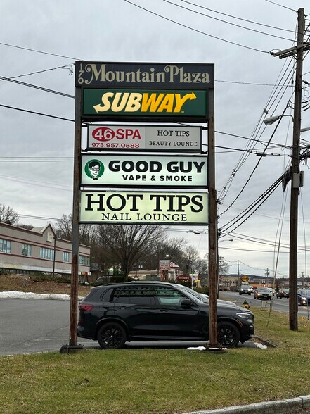 170 Route 46, Rockaway, NJ à louer - Photo de l’immeuble – Image 3 sur 4