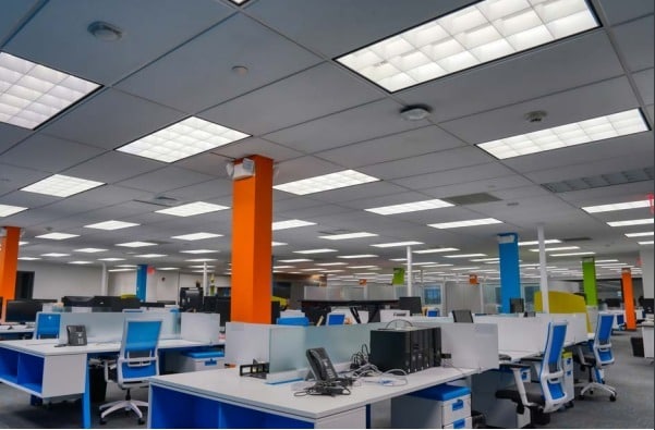 900 W Shore Rd, Port Washington, NY à louer Photo intérieure– Image 1 sur 1