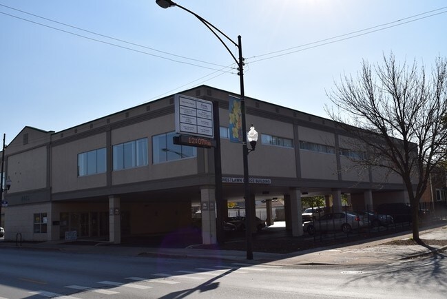 Plus de détails pour 4425 W 63rd St, Chicago, IL - Bureau à louer