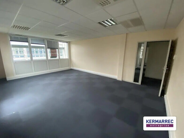 Bureau dans Rennes à vendre - Photo de l’immeuble – Image 3 sur 7