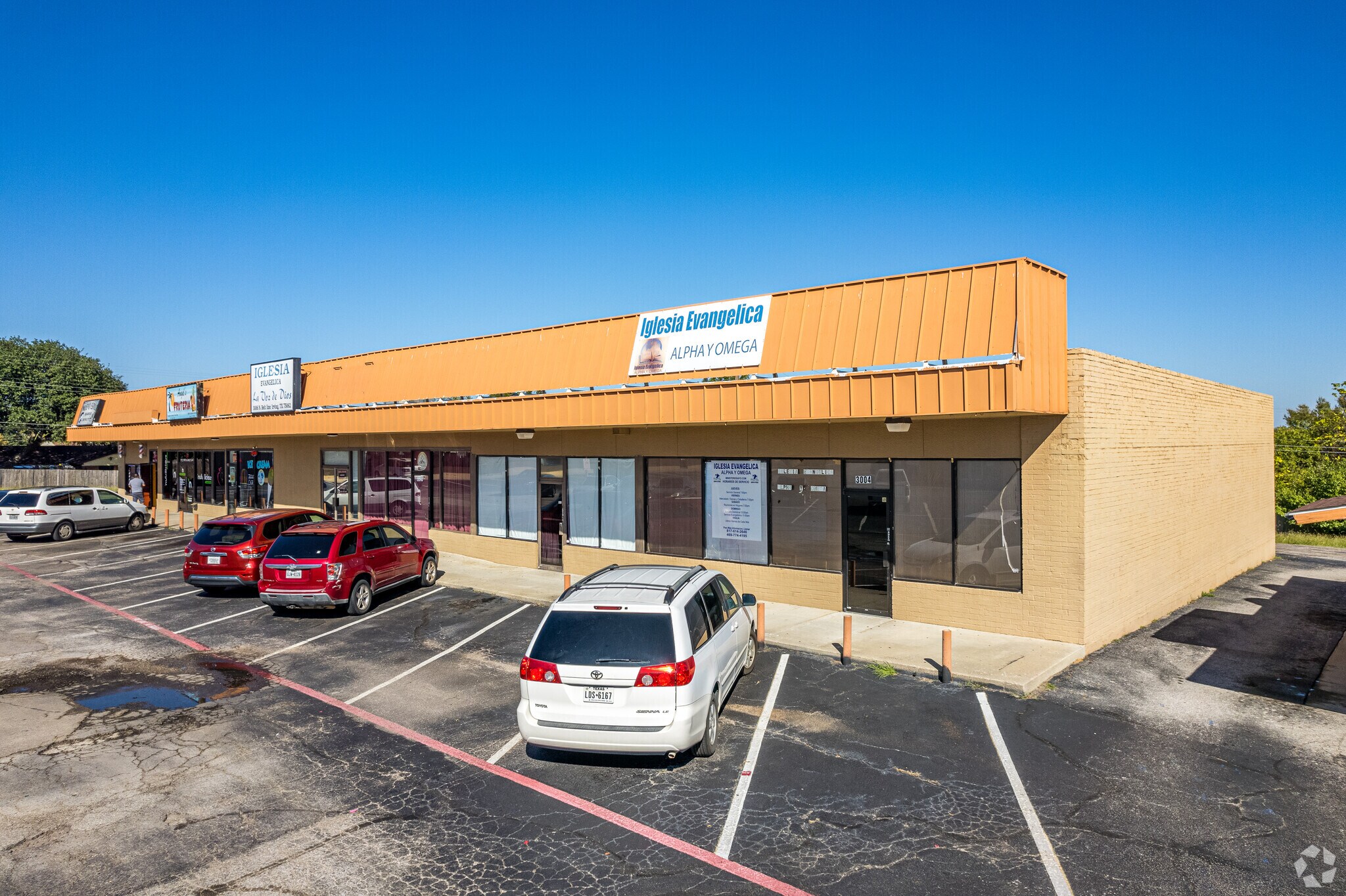 3002-3048 N Belt Line Rd, Irving, TX à louer Photo principale– Image 1 sur 8