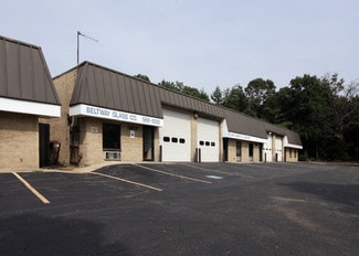 Plus de détails pour 3821-3827 Penn Belt Pl, Forestville, MD - Industriel/Logistique à louer
