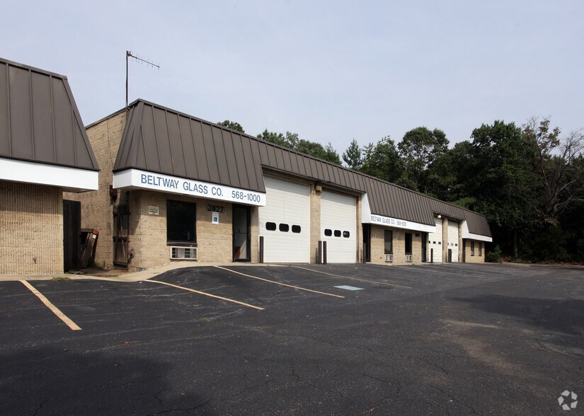 3821-3827 Penn Belt Pl, Forestville, MD à louer - Photo principale – Image 1 sur 4