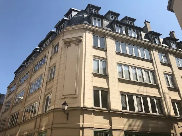 Bureau dans Paris à louer - Photo de l’immeuble – Image 1 sur 8