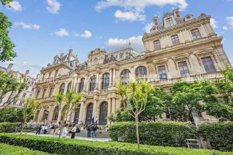 20 Place De La Bourse, Lyon à louer - Photo de l’immeuble – Image 2 sur 3