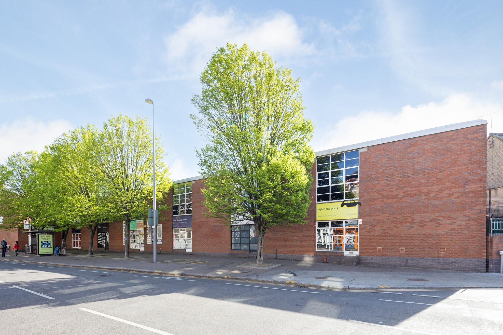 Howard Rd, Londres à louer Photo principale– Image 1 sur 3