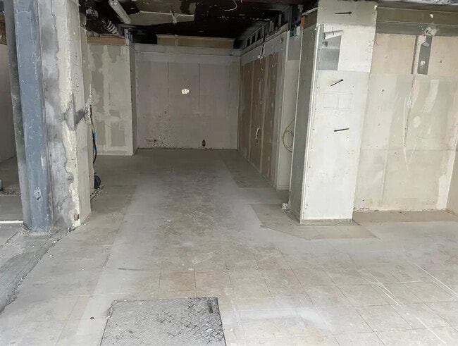 Plus de détails pour Local commercial à louer