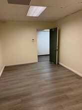 5967 W 3rd St, Los Angeles, CA à louer Photo intérieure– Image 1 sur 10