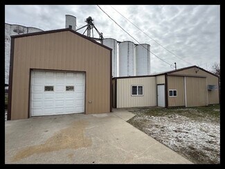 Plus de détails pour 315 E Maple St, Shelbina, MO - Industriel/Logistique à vendre