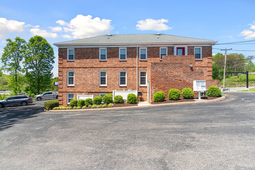6200 Fort Ave, Lynchburg, VA à vendre - Photo de l’immeuble – Image 2 sur 79