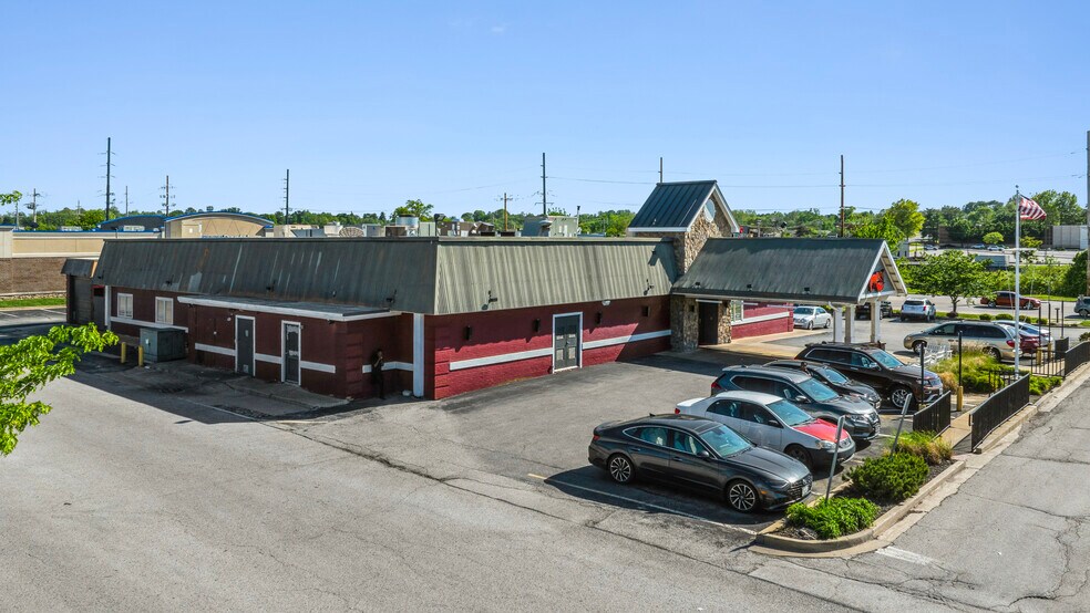 12235 St. Charles Rock Rd, Bridgeton, MO à vendre - Photo de l’immeuble – Image 2 sur 7