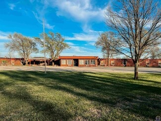 Plus de détails pour 128 Pearson Ave, Waverly, KS - Santé à vendre
