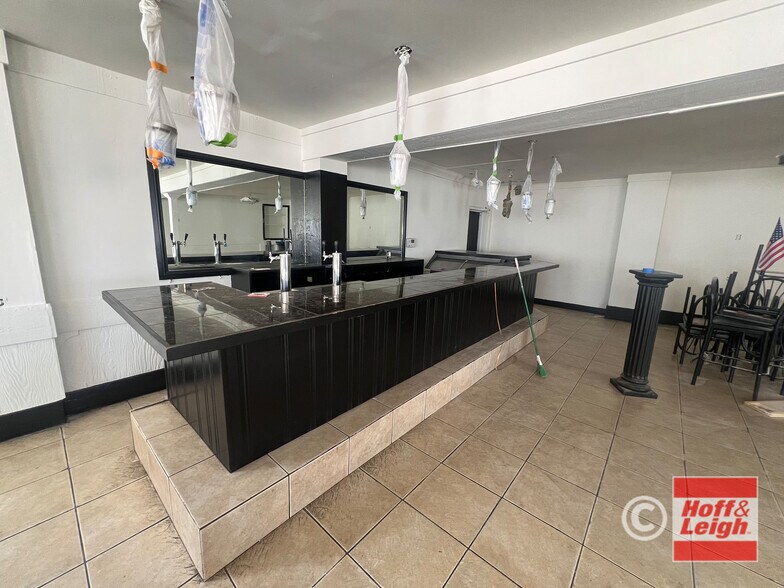 5501 E Colfax Ave, Denver, CO à louer - Photo de l’immeuble – Image 3 sur 7