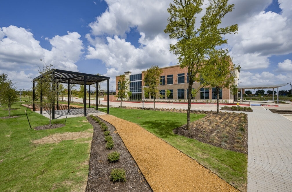 6700 Dallas Pky, Frisco, TX à louer Photo principale– Image 1 sur 6