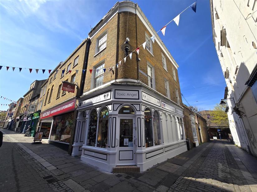 54-54A High St, Gravesend à louer Photo de l’immeuble– Image 1 sur 3