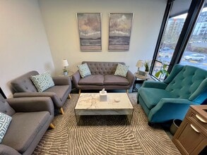 1 Lake Bellevue Dr, Bellevue, WA à louer Photo intérieure– Image 2 sur 3