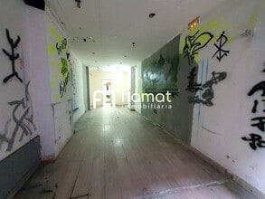 Local commercial dans Barcelone, Barcelona à louer Photo intérieure– Image 2 sur 6