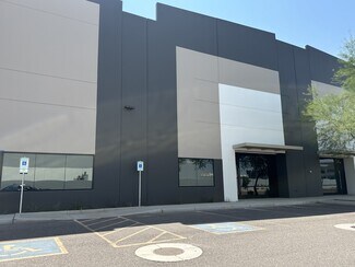 Plus de détails pour 11701 N 132nd Ave, Surprise, AZ - Local d'activités, Industriel/Logistique à louer