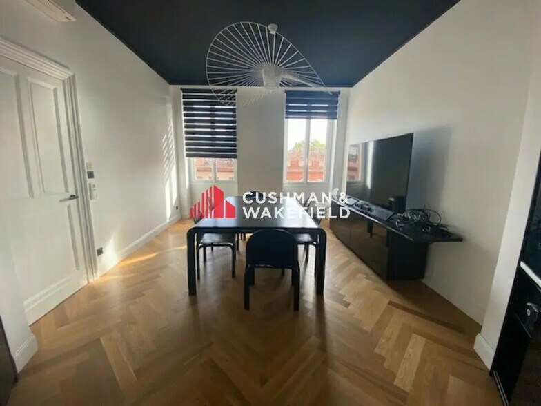 Bureau dans Toulouse à louer - Photo de l’immeuble – Image 3 sur 7