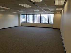 1440 Kapiolani Blvd, Honolulu, HI à louer Photo intérieure– Image 2 sur 2
