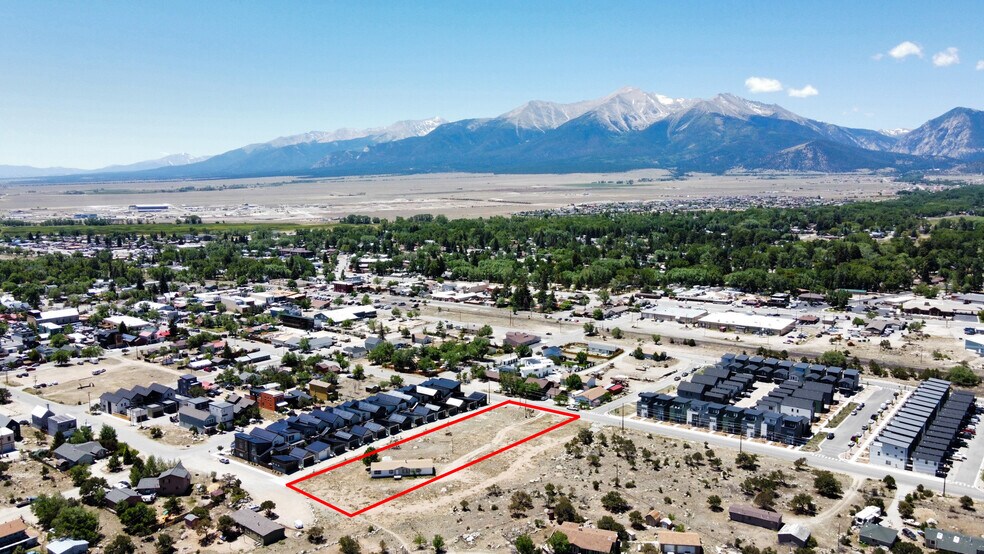 415 N Colorado Ave, Buena Vista, CO à vendre - Photo de l’immeuble – Image 1 sur 4