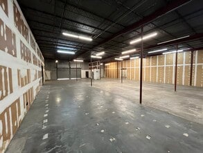 6100 Skyline Dr, Houston, TX à louer Photo intérieure– Image 2 sur 4