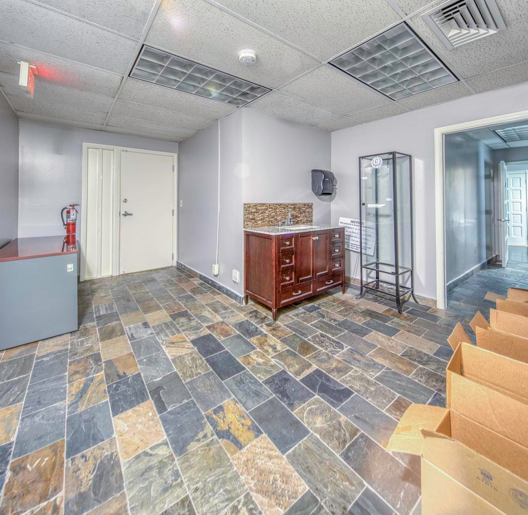 1776 Lake Worth Rd, Lake Worth, FL à louer Photo intérieure– Image 1 sur 5