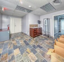 1776 Lake Worth Rd, Lake Worth, FL à louer Photo intérieure– Image 1 sur 5