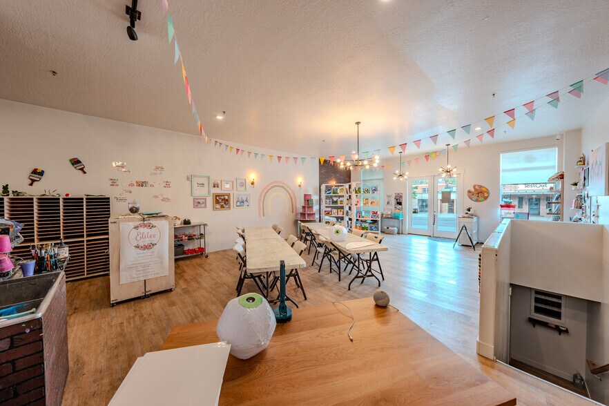 45 S Main St, Pleasant Grove, UT à louer - Photo de l’immeuble – Image 3 sur 5