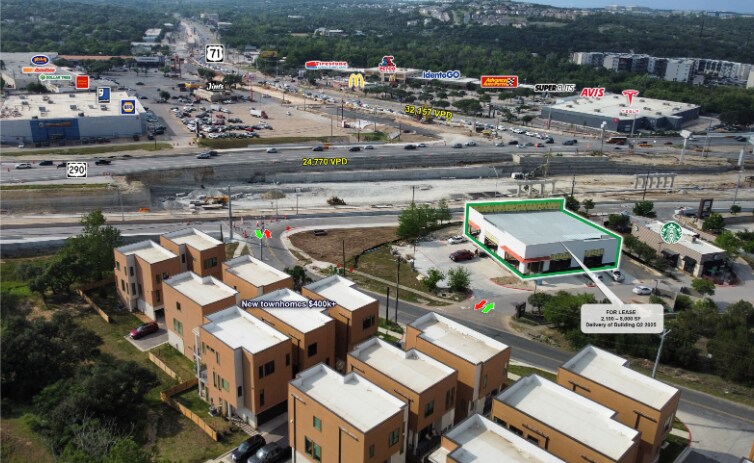 7027 W Highway 290, Austin, TX à louer - Photo de l’immeuble – Image 3 sur 7