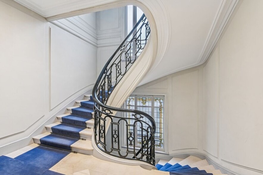 17 Rue De Miromesnil, Paris à louer - Photo intérieure – Image 3 sur 9