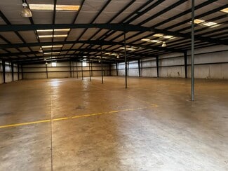 Plus de détails pour 2 Warehouse Portfolio in Alexander City – Industriel/Logistique à vendre, Alexander City, AL